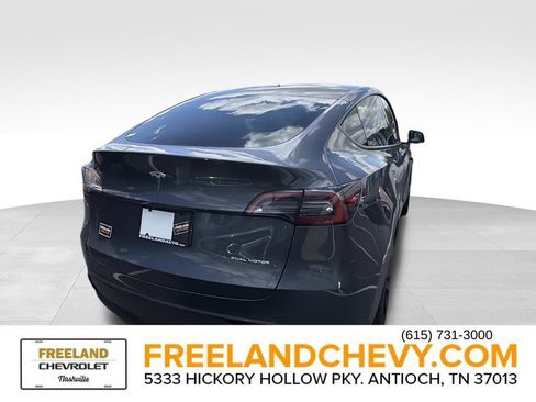 Used 2023 Tesla Model Y Long Range AWD/4WD image 3