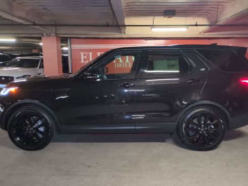 New 2026 Land Rover Discovery S AWD/4WD image 2