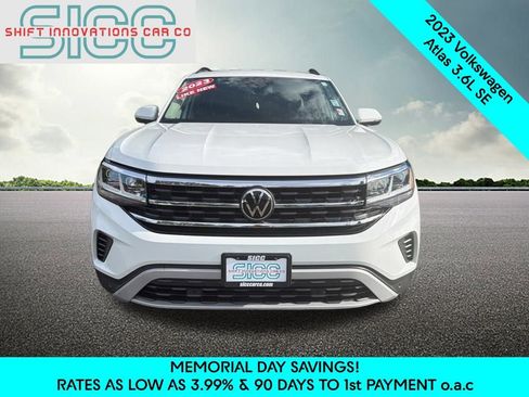 Used 2023 Volkswagen Atlas SE AWD/4WD image 2