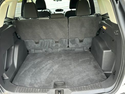 Used 2015 Ford Escape SE image 8