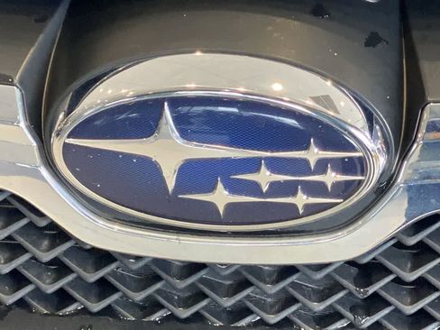 Used 2017 Subaru Crosstrek 2.0i Limited AWD/4WD image 10