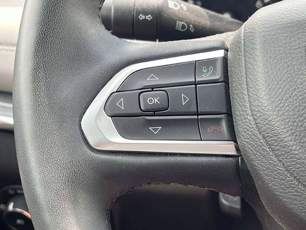 Used 2023 Jeep Compass Limited AWD/4WD image 25
