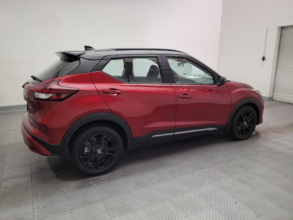 Used 2021 Nissan Kicks SR w/ SR Premium Package FWD image 10