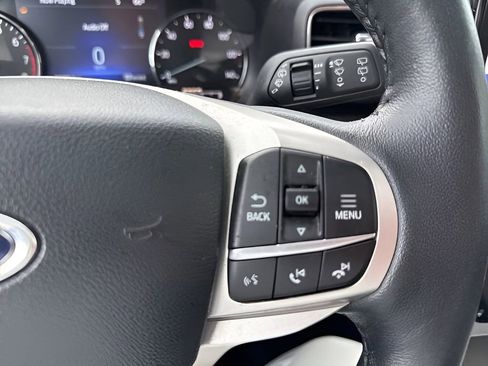 Used 2023 Ford Explorer XLT w/ Equipment Group 202A AWD/4WD image 15