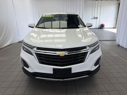 Used 2022 Chevrolet Equinox LT FWD image 2