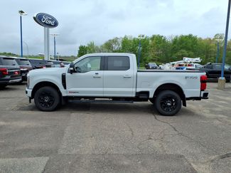 Used 2025 Ford F250 Lariat w/ Lariat Ultimate Package AWD/4WD video 2