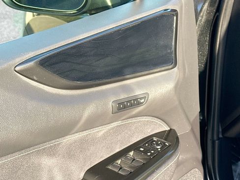 Used 2025 Lexus NX 250 FWD w/ Premium Package image 18