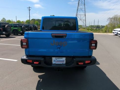 New 2025 Jeep Gladiator Rubicon w/ Steel Bumper Group AWD/4WD image 18