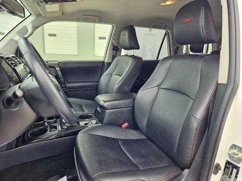 Used 2022 Toyota 4Runner TRD Off-Road Premium image 15