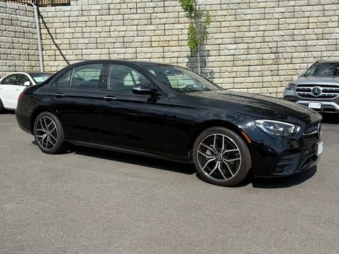 Used 2023 Mercedes-Benz E 350 4MATIC Sedan image 12