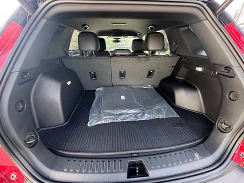 New 2026 GMC Terrain Elevation w/ Elevation Premium Package AWD/4WD image 21