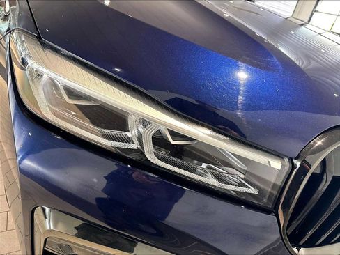 Used 2021 BMW 750i xDrive w/ Executive Package AWD/4WD image 15