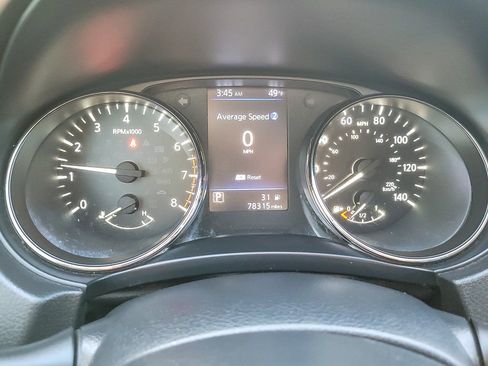 Used 2021 Nissan Rogue Sport S image 10