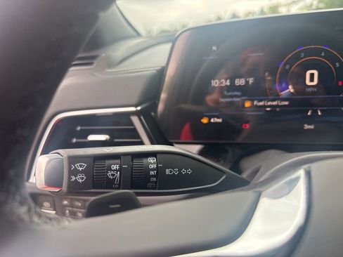 New 2026 Chevrolet Suburban Premier image 33