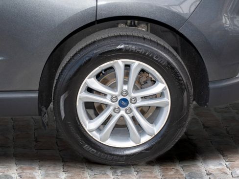 Used 2020 Ford Edge SEL w/ Convenience Package image 39