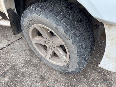 Used 2010 Dodge Ram 1500 Truck Sport image 2