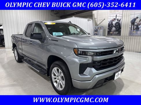 Used 2024 Chevrolet Silverado 1500 RST w/ Dark Appearance Package AWD/4WD image 1
