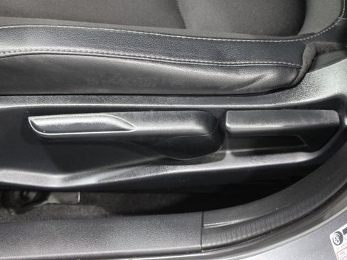 Used 2020 Honda Civic Sport image 5