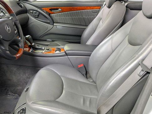 Used 2005 Mercedes-Benz SL 600 image 31