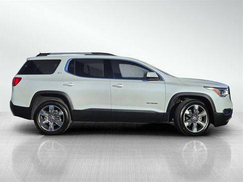 Used 2017 GMC Acadia SLT image 3