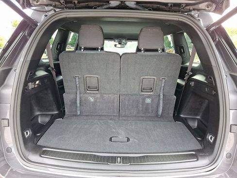 Used 2024 Jeep Grand Cherokee L Laredo w/ Luxury Tech Group I image 31