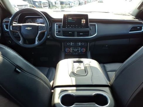 Used 2023 Chevrolet Tahoe High Country w/ Premium Package 2 AWD/4WD image 12