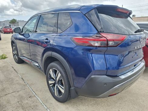 Used 2023 Nissan Rogue SL w/ SL Premium Package FWD image 5