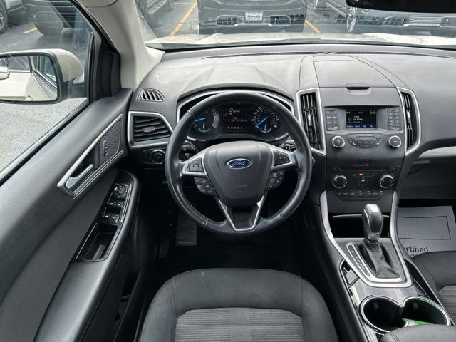 Used 2017 Ford Edge SEL AWD/4WD image 24