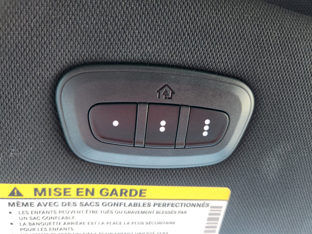 Used 2021 Chrysler Pacifica Touring-L w/ Premium & Safety Sphere Group FWD image 35