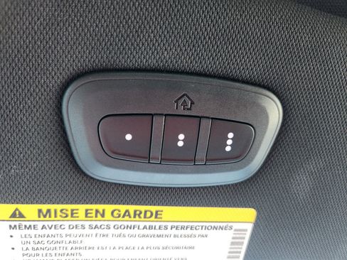 Used 2021 Chrysler Pacifica Touring-L w/ Premium & Safety Sphere Group FWD image 35