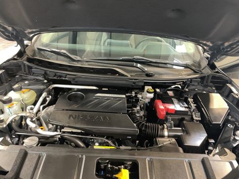 Used 2024 Nissan Rogue SV w/ SV Premium Package image 26