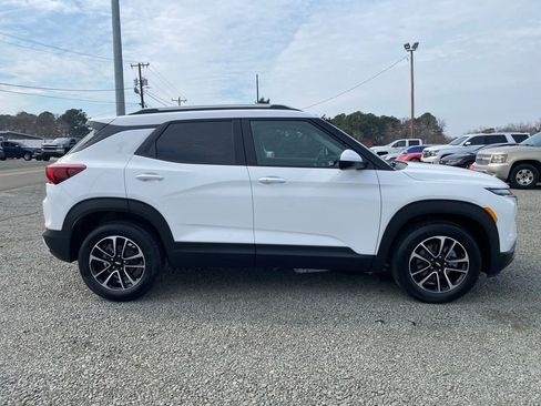 New 2026 Chevrolet TrailBlazer LT image 2