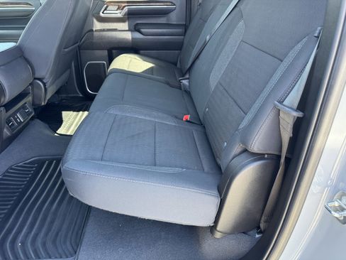 Used 2024 GMC Sierra 1500 SLE RWD image 13