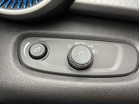 New 2026 Chevrolet Trax LS image 16