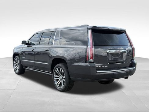 Used 2017 GMC Yukon XL Denali w/ Open Road Package RWD image 3