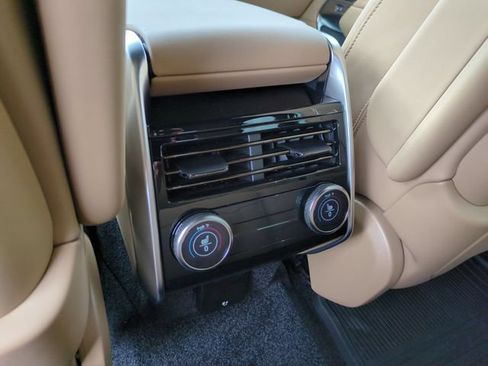 New 2027 Land Rover Range Rover SE AWD/4WD image 13