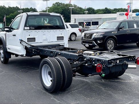 New 2025 Ford F550 XL image 3