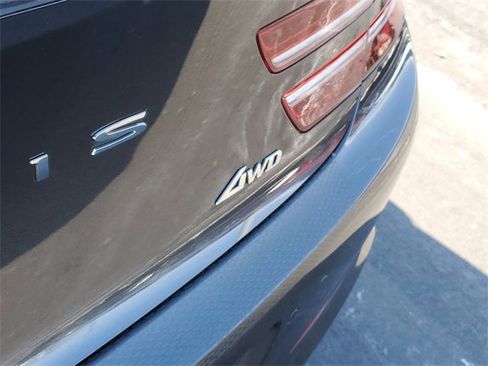 Used 2022 Genesis G80 2.5T w/ Advanced Package image 8