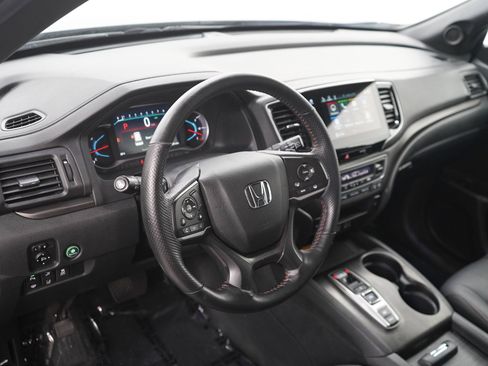 Used 2022 Honda Pilot TrailSport image 22
