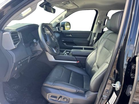 Used 2024 Toyota Tundra Limited AWD/4WD image 9