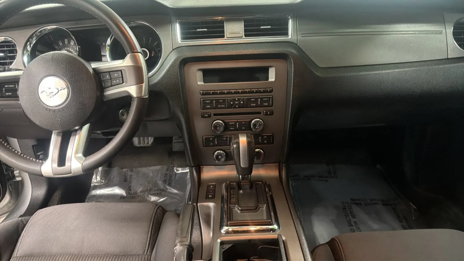 Used 2013 Ford Mustang Coupe RWD image 15