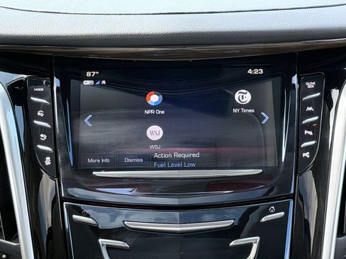 Used 2020 Cadillac Escalade ESV Premium Luxury AWD/4WD image 17
