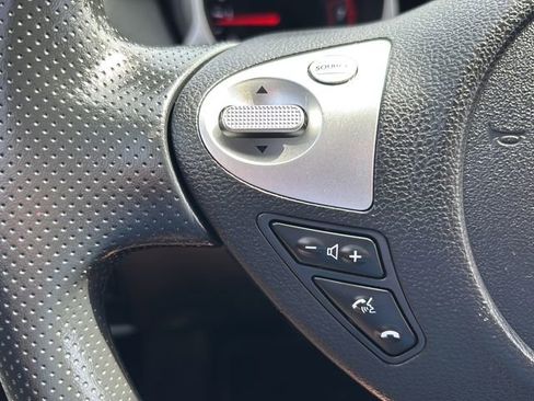 Used 2016 Nissan Juke S FWD image 22