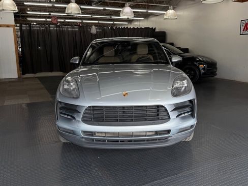 Used 2020 Porsche Macan AWD/4WD image 3
