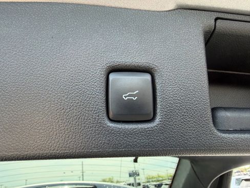 Used 2024 Ford Escape Active w/ Cold Weather Package FWD image 13