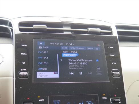 Used 2022 Hyundai Tucson SEL w/ Convenience + Premium Package FWD image 12