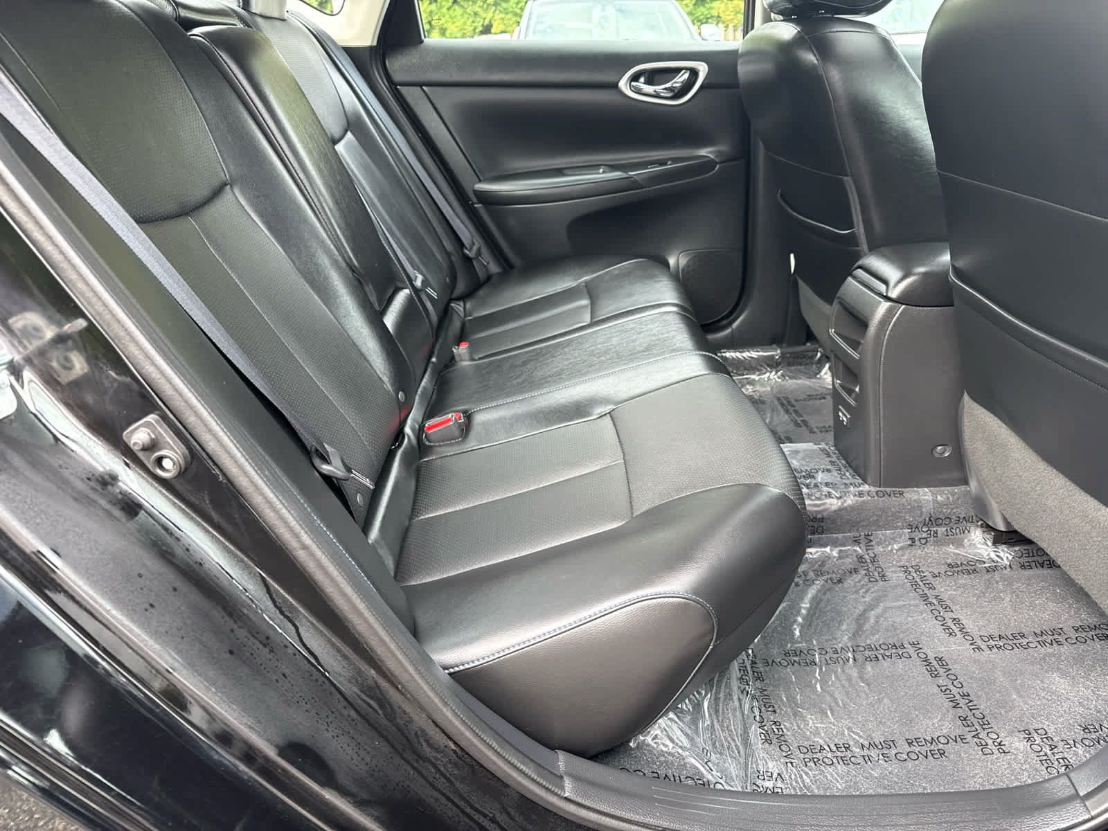 Used 2018 Nissan Sentra SR w/ Premium Package (P02) FWD image 14