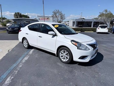 Used 2019 Nissan Versa SV w/ SV Special Edition Package image 3
