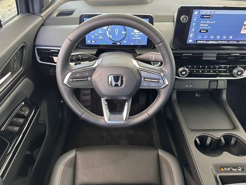 Certified 2024 Honda Prologue Elite image 30