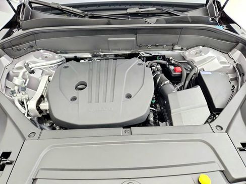 New 2026 Volvo XC90 B5 Core image 33